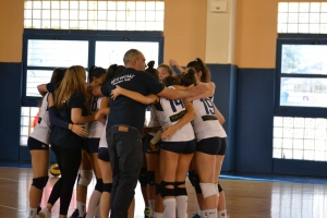 Νεάνιδες (ΕΣΠΑΑΑ): Δάφνη Αγ.Δημ. – Θέτις Βούλας 2-3