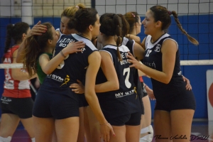 Α2 Γυναικών: Α.Σ.ΠΕ.Θέτις Βούλας - ΖΑΟΝ 2-3 (pics)